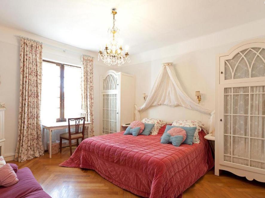Domaine Du Moulin Hotel Сен-Лоран-дез-Арбр Стая снимка