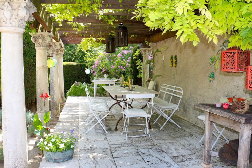 Domaine Du Moulin Hotel Сен-Лоран-дез-Арбр Екстериор снимка