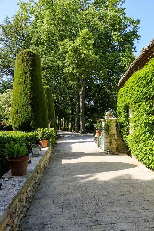 Domaine Du Moulin Hotel Сен-Лоран-дез-Арбр Екстериор снимка
