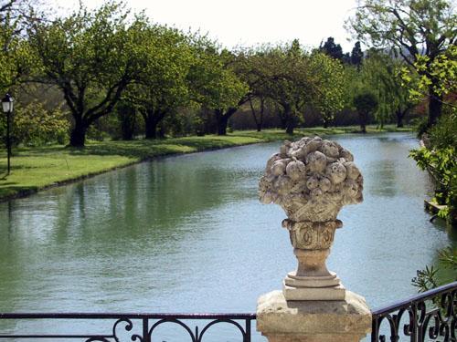 Domaine Du Moulin Hotel Сен-Лоран-дез-Арбр Екстериор снимка